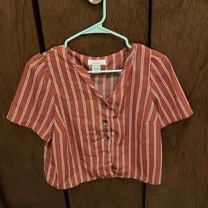 Size small, orange and white